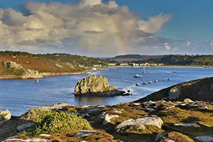 Bryher: 80188648 Bryher - Looking to Tresco Isles of Scilly