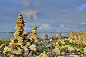 Piles: 80188649 Bryher - Pebble Piles Isles of Scilly
