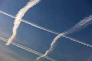 2015: 80189539 Contrails Lower Saxony, Germany, Europe