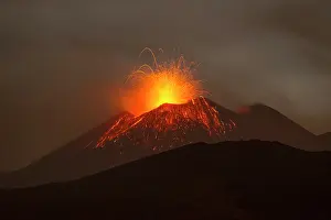 Parco: 80189652 Mount Etna Volcanic Eruption Sicily, Italy