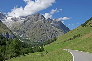Robin Boswell: 80190166 Mountain Road Valais, The Alps, Switzerland