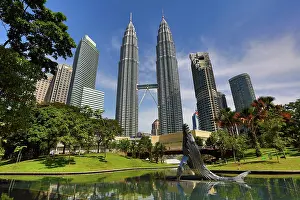 Twin: 80191423 Petronas Twin Towers at KLCC in Kuala Lumpur