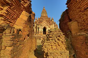 Burma: 80191437 Shwe Leik Too Pagoda in Bagan, Myanmar