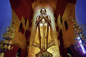 Burma: 80191441 Buddha statue in Ananda Pagoda Temple in