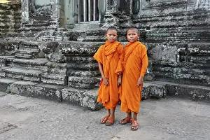 Monk: 80191463 Angkor Wat Temple, Siem Reap, Cambodia