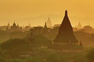 Burma: 80191465 Temples and pagodas at sunset on the Central