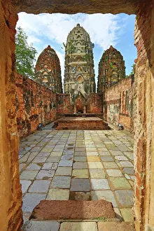 Sawai: 80191494 Wat Si Sawai temple, Sukhotai Historical