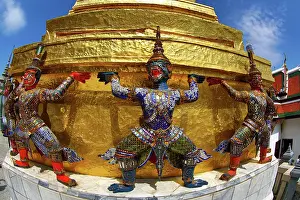 Phra: 80191506 Yaksha Demon Statue at Wat Phra Kaew Temple