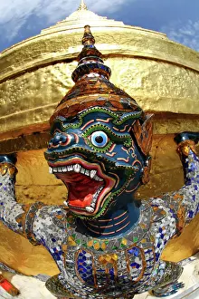 Phra: 80191507 Yaksha Demon Statue at Wat Phra Kaew Temple