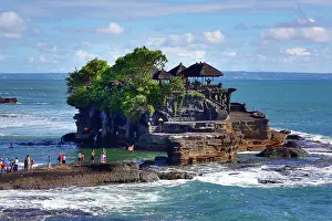 Pura: 80191522 Pura Tanah Lot temple in Tanah Lot, Bali