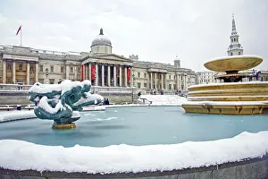 London: 80193375 The National Gallery and Trafalgar Square