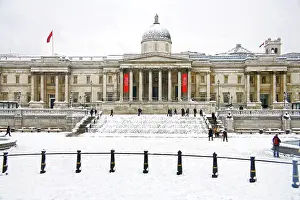 London: 80193377 The National Gallery in Trafalgar Square