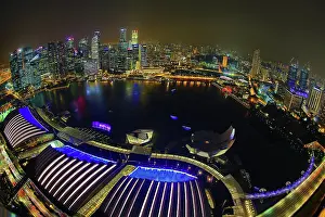 General: 80194208 Singapore city skyline and Marina Bay at