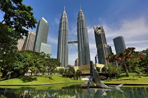 Twin: 80194211 Petronas Twin Towers at KLCC Kuala Lumpur
