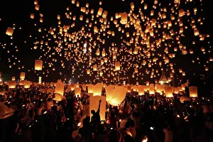 Festival: 80194213 Khom Loy Lanterns at the Yee Peng Sansai
