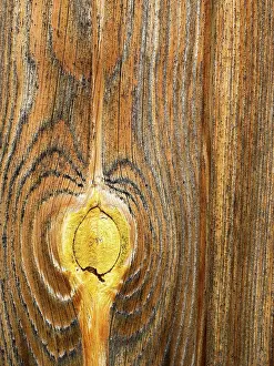 Door: 80194861 Wood Grain and Knots - on cabin door Finland