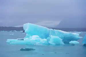 Jokulsarlon: 80195550 Blue Iceberg Jokulsarlon Lagoon, Iceland