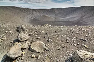 Crater: 80195567 Hverfjall Crater Lake Myvatn, Iceland Bill
