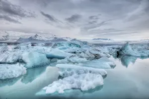 Jokulsarlon: 80195578 Blue Icebergs Jokulsarlon Lagoon, Iceland