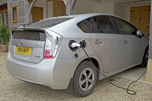 Cable: 80196784 Toyota Prius - charging plugin PHEV saloon