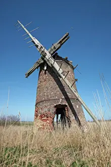 Broads: 80197309 Brograve Drainage Mill - abandoned windmill