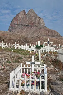 Uummannaq: 80199083 Cemetery Uummannaq, Greenland Sven-Erik