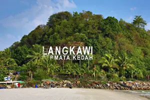 Pantai: 80199154 The beach in Pantai Cenang Pantai Cenang