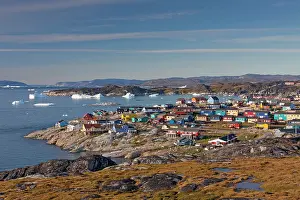 Ilulissat: 80200074 Ilulissat - houses in the town Ilulissat