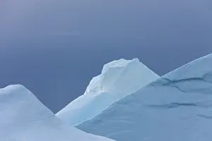 Ilulissat: 80200147 Icebergs Ilulissat Icefjord, Greenland