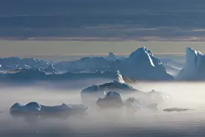 Ilulissat: 80200149 Icebergs - in fog Ilulissat Icefjord, Greenland