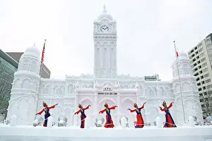 Sculpture: 80200333 Ice sculpture of the Sultan Abdul Samad