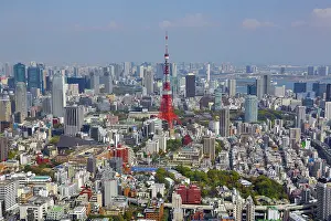 General: 80200365 Tokyo Tower and the city skyline in Tokyo