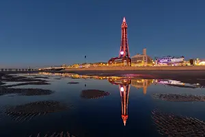 Blackpool: 80200510 Blackpool Beach - and tower Lancashire