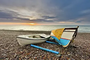 Shingle: 80200525 Budleigh Salterton - boats on the beach