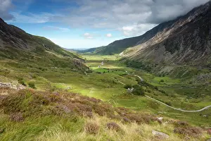 Jake Stephen: 80201417 Nant Ffrancon - with Heather in foreground