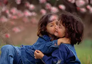Frederic Rolland: 80202467 Children - kissing Frederic Rolland All