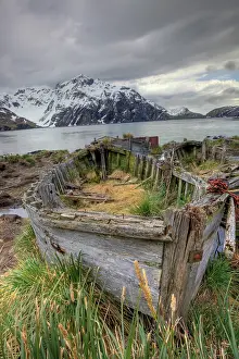 Rowing: Abandoned wooden rowing boat, Southern Atlantic