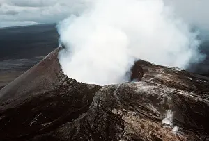 Volcanoes: ACTIVE VOLCANO - Pu'u O'o vent, Active 1983-1986