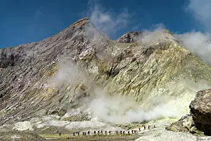 Tours: Active Volcano Whakaari with tourists trekking in