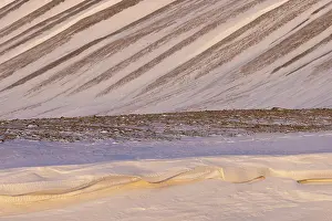 Longyearbyen: Adventdalen Structures