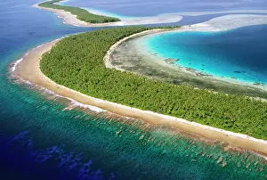 Jean-marc La Roque: Aerial - Ant Atoll SW of Pohnpei