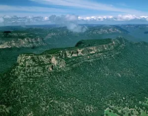 Davis: Aerial - Glen Davis area with view south to Blue