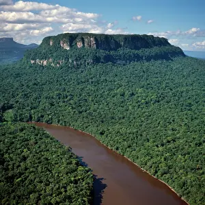 Tepui: Aerial image of Guyana, South America