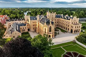Splendid: Aerial of Lednice palace, Unesco site, Lednice?Valtice