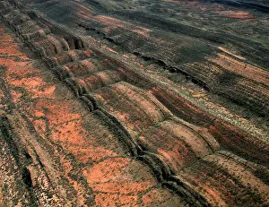 Macdonnell: Aerial: MacDonnell ranges near Finke Gorge