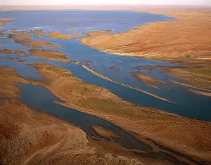 Eyre: Aerial - Margaret River flowing into Lake Eyre South