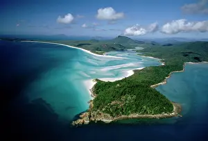 Whitehaven: Aerial - Tongue Point, Hill Inlet and Whitehaven