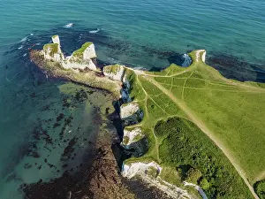 Devon: Aerial view of the chalk coast Old Harry Rocks