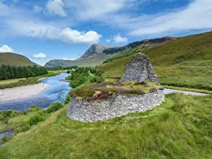 Iron: Aerial view of Dun Dornaigil Broch near Alltnacaillich i
