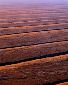 Rarely: Aerial view - Dunefields, dunes and interdune corridors